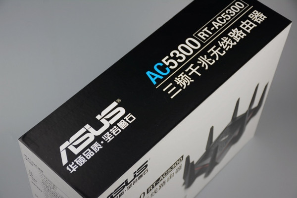 华硕RT-AC5300 八天线怪兽级路由器的全面评测与性能解析
